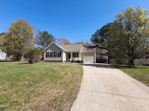 25 Camden Drive Youngsville NC 27596