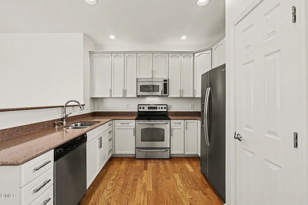 723 Swan Neck Lane Raleigh NC 27615