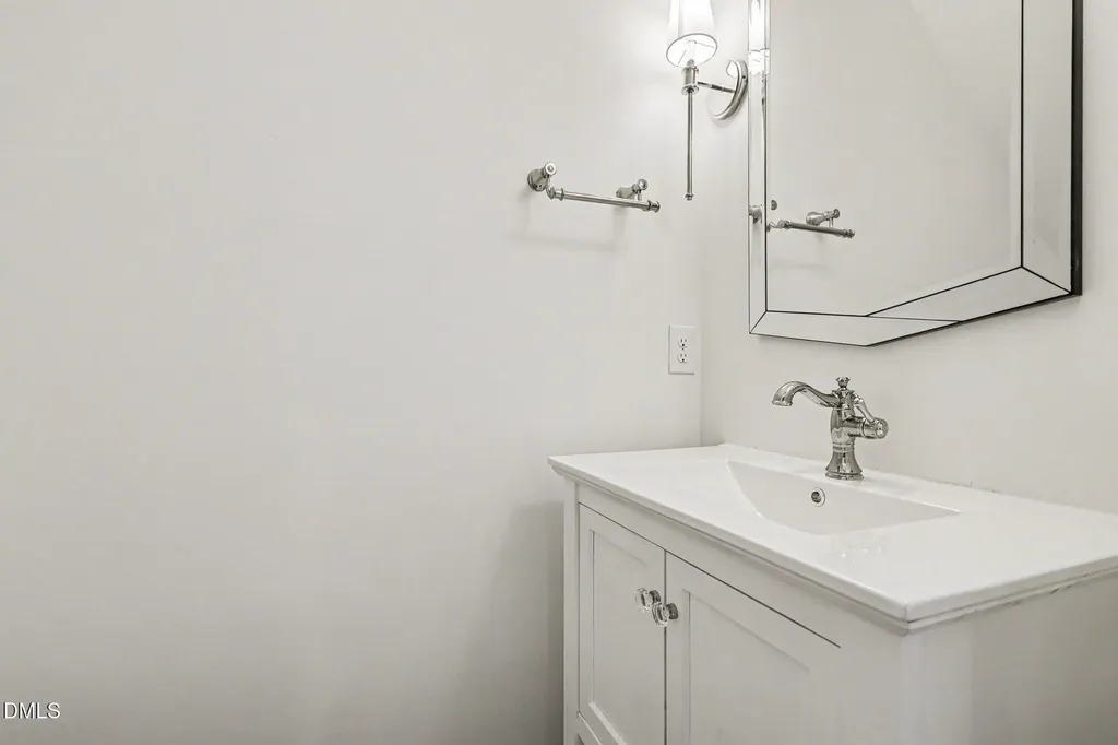 723 Swan Neck Lane Raleigh NC 27615