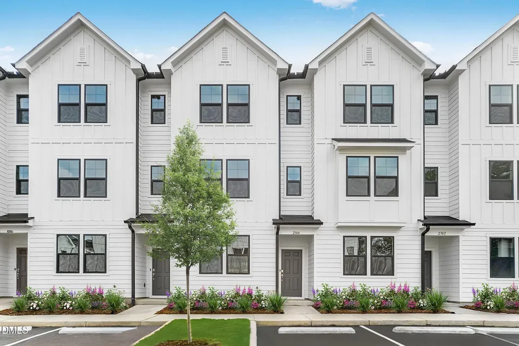 2304 Oakwood Meadows Court Raleigh NC 27604