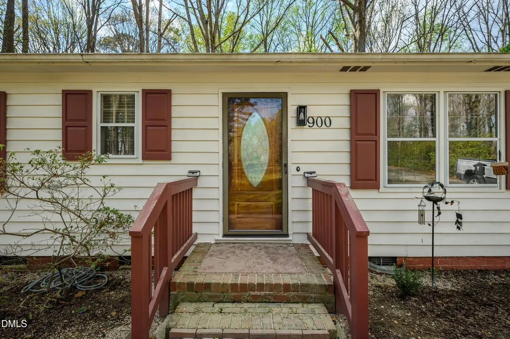 900 Cricket Knoll Road Fuquay Varina NC 27526
