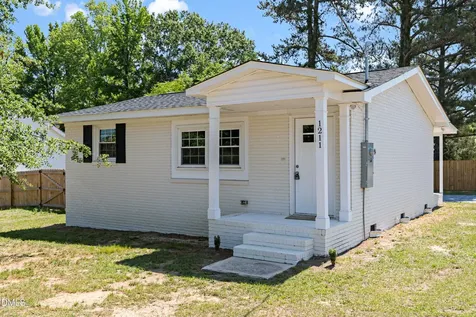 1211 S 1st Street Lillington NC 27546