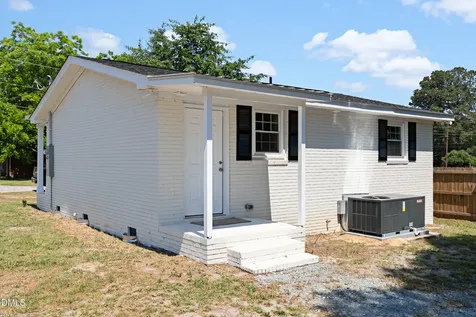 1211 S 1st Street Lillington NC 27546