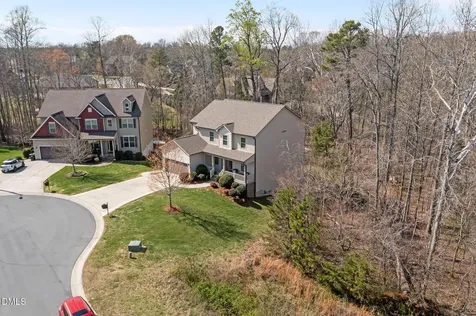 2016 Aramanche Drive Burlington NC 27215