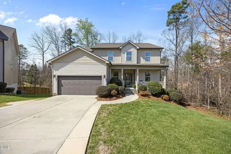 2016 Aramanche Drive Burlington NC 27215