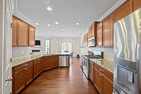 2016 Aramanche Drive Burlington NC 27215