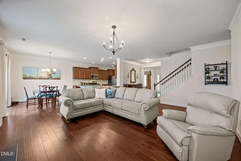 2016 Aramanche Drive Burlington NC 27215