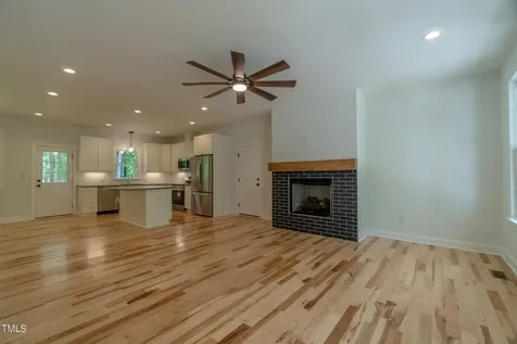 206 Goose Lane Mebane NC 27302