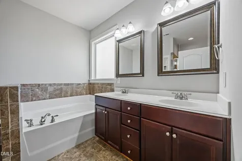 1208 Yellow Wood Drive Mebane NC 27302