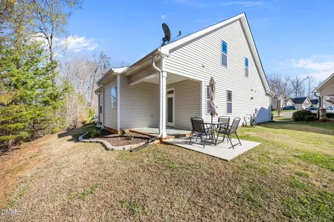 1208 Yellow Wood Drive Mebane NC 27302