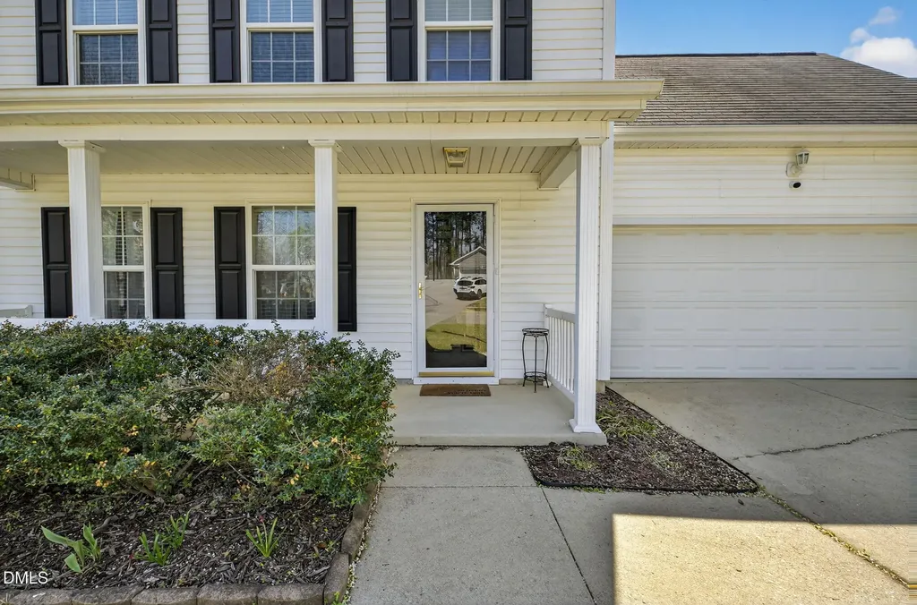 201 Tullich Way Holly Springs NC 27540