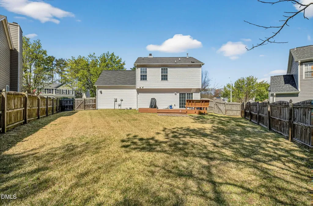 201 Tullich Way Holly Springs NC 27540