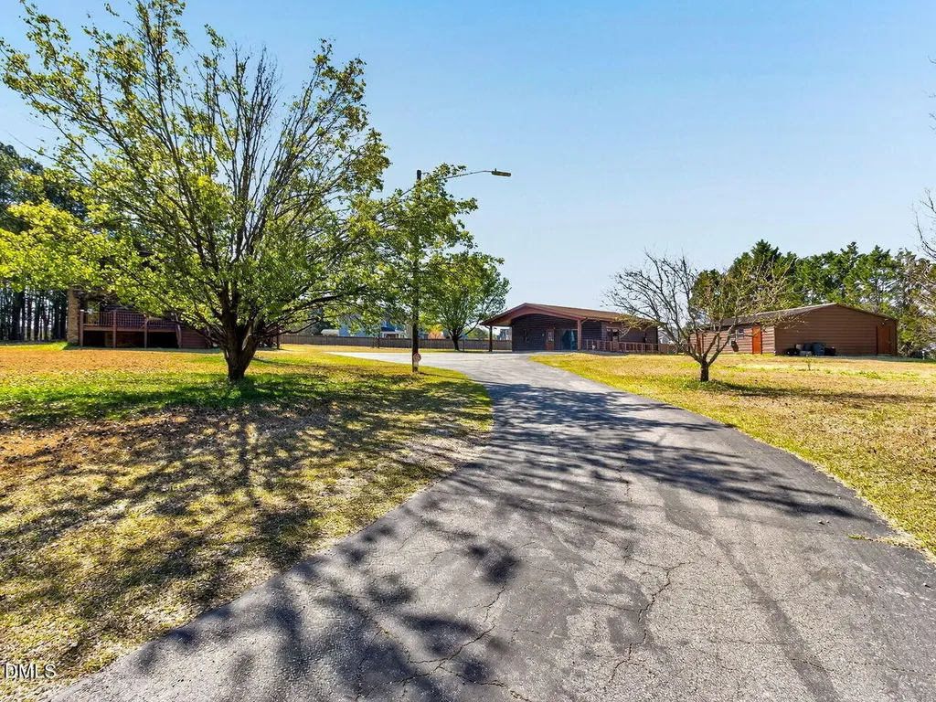 9759B Cleveland Road Clayton NC 27520