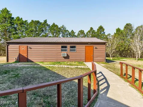 9759B Cleveland Road Clayton NC 27520