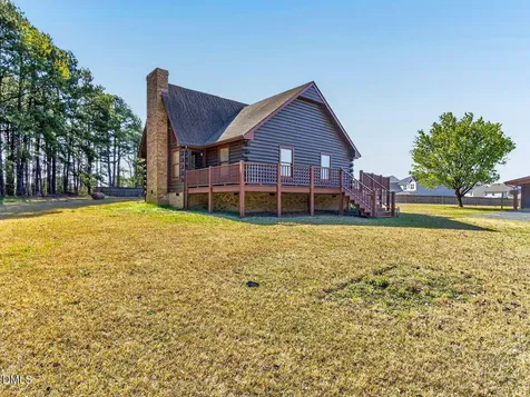 9759B Cleveland Road Clayton NC 27520
