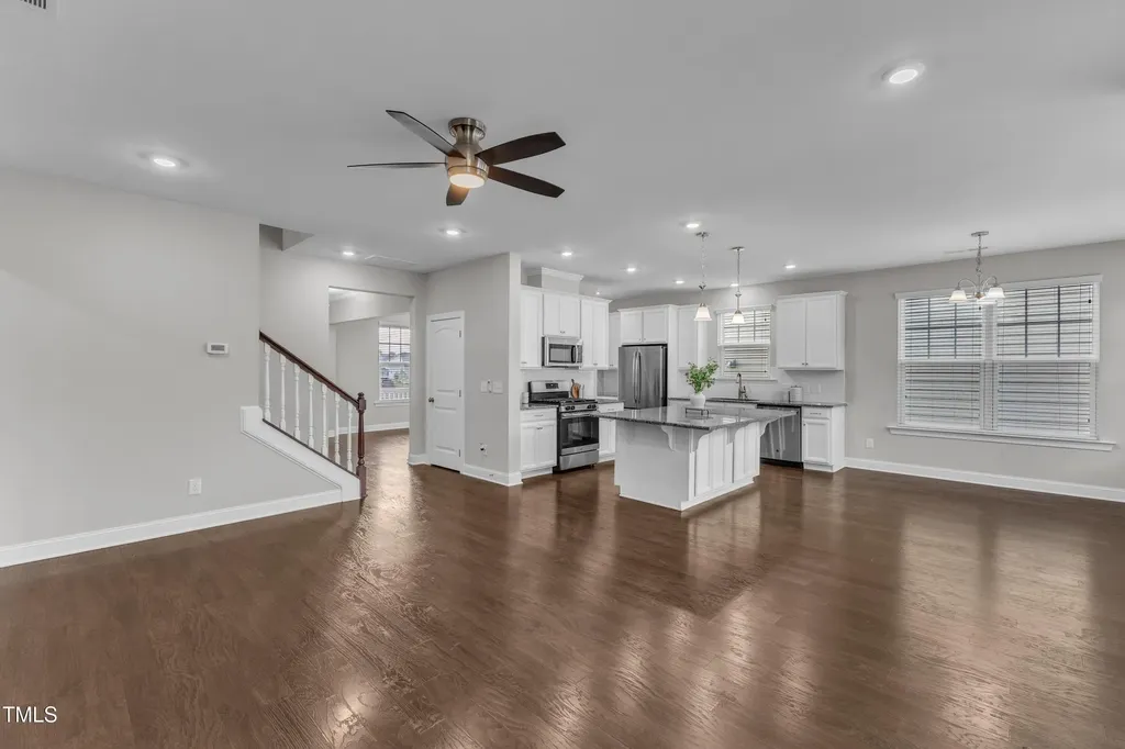4252 Rockdell Hall Street Raleigh NC 27616