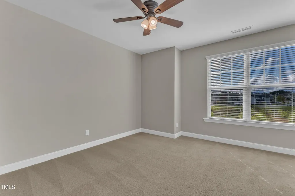 4252 Rockdell Hall Street Raleigh NC 27616