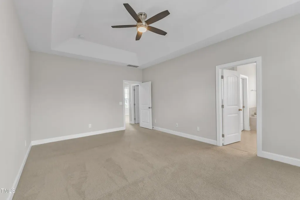 4252 Rockdell Hall Street Raleigh NC 27616