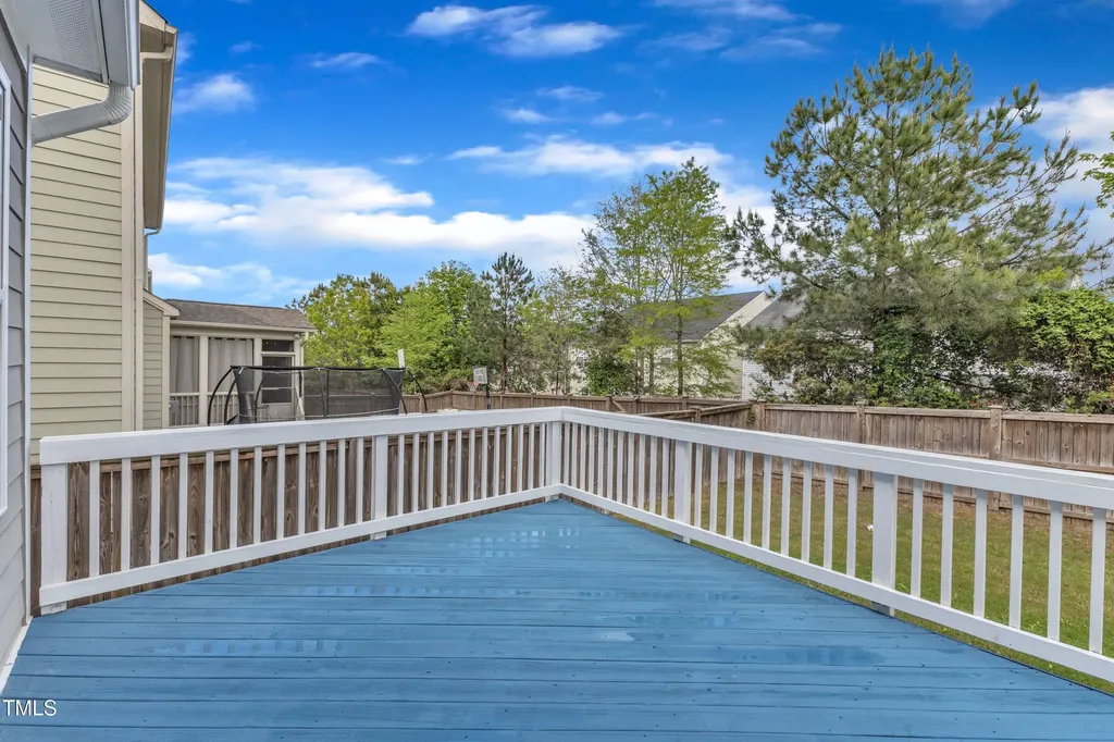 4252 Rockdell Hall Street Raleigh NC 27616