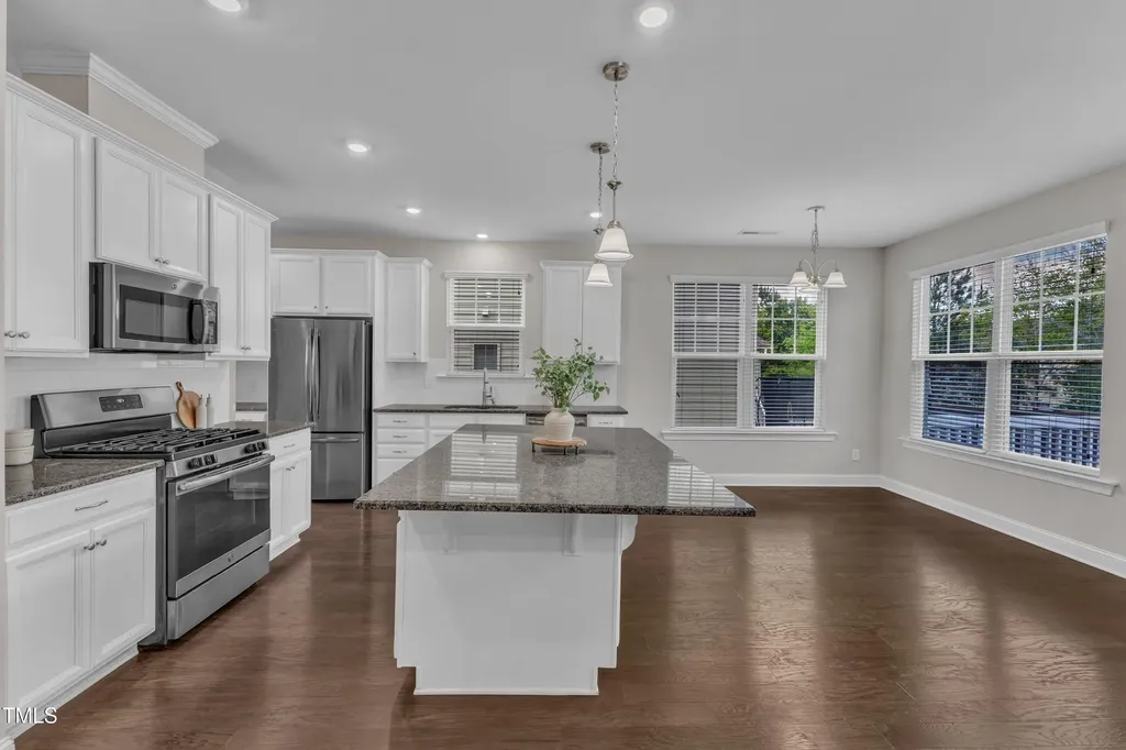 4252 Rockdell Hall Street Raleigh NC 27616