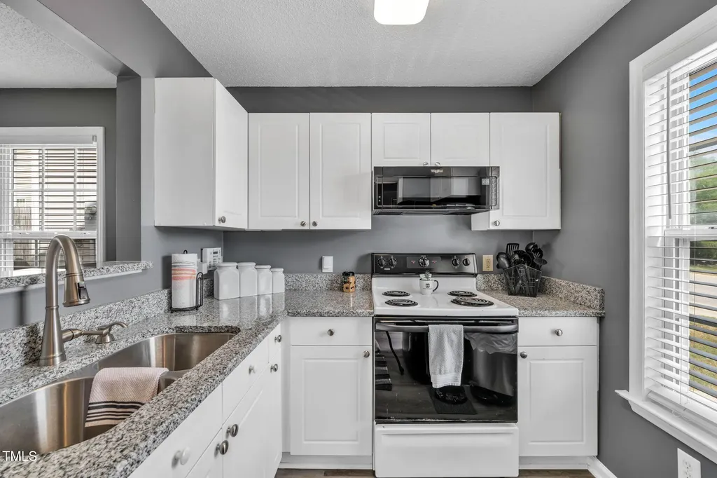 2203 Whistling Straits Way Raleigh NC 27604