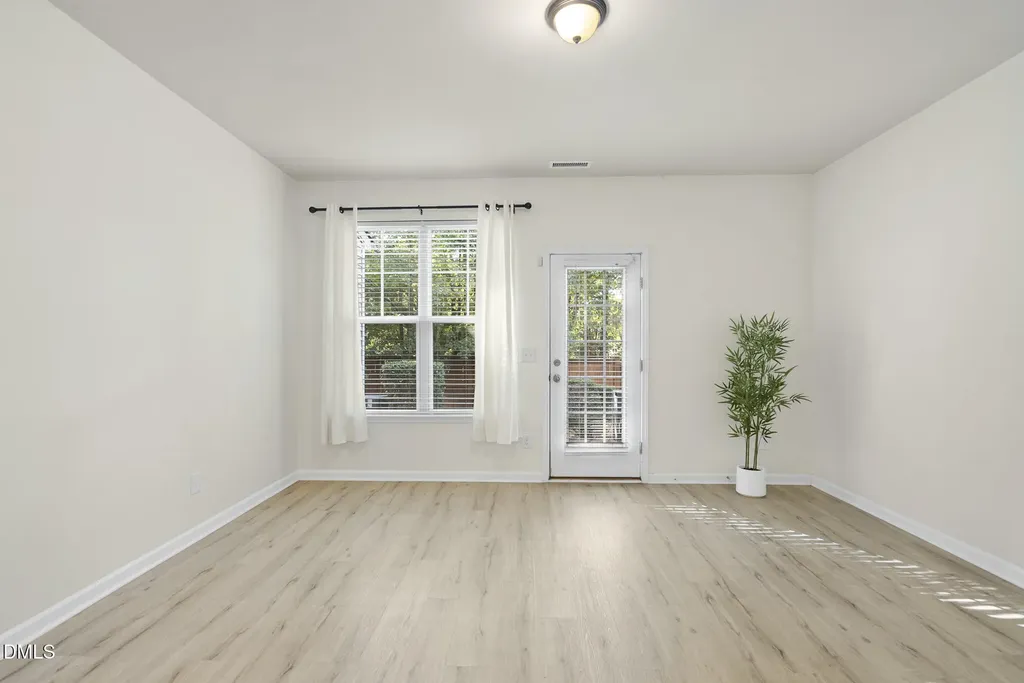 3002 Berkeley Springs Place Raleigh NC 27616