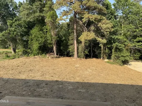 160 Golfview Avenue Benson NC 27504