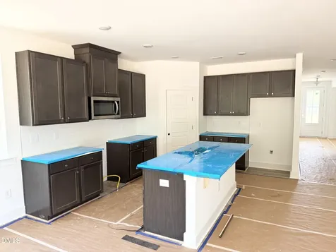 160 Golfview Avenue Benson NC 27504