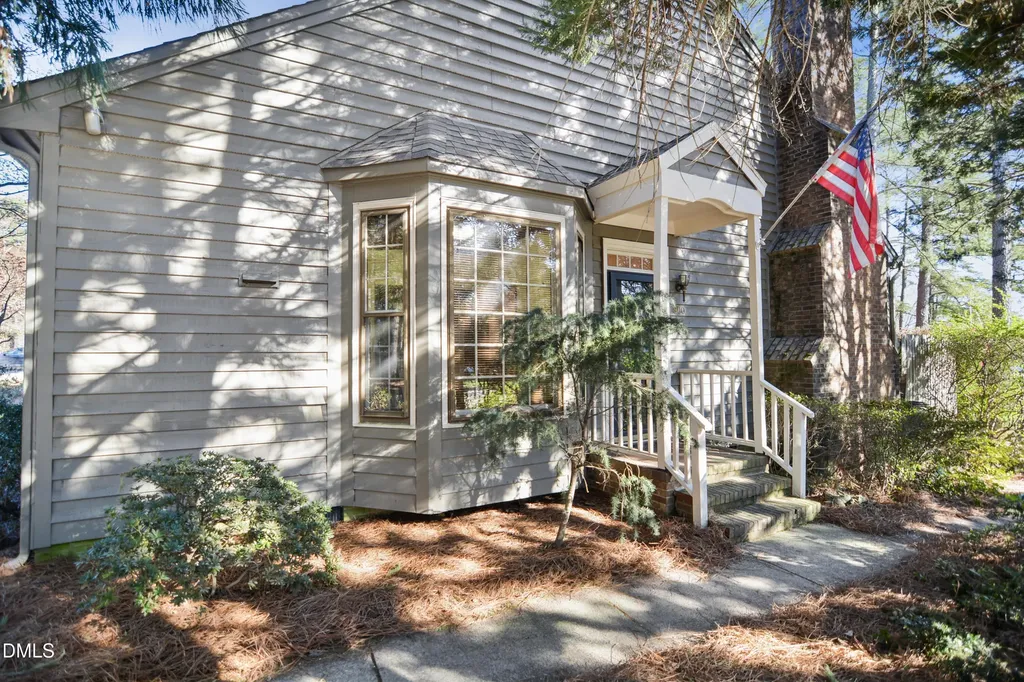 900 Albany Court Raleigh NC 27615