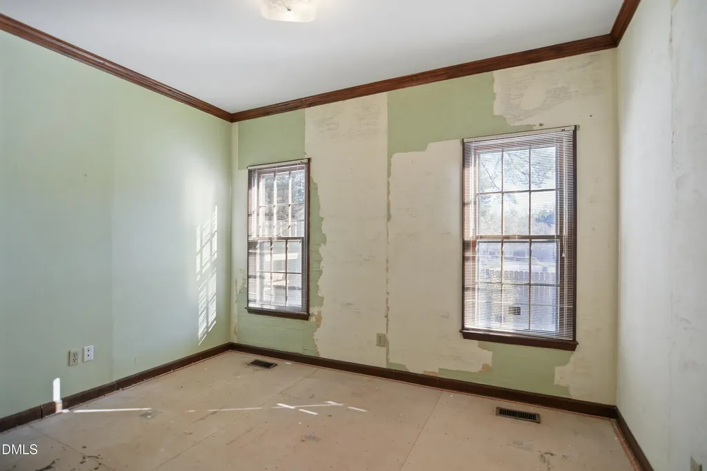 900 Albany Court Raleigh NC 27615