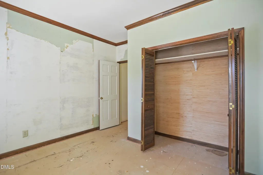 900 Albany Court Raleigh NC 27615