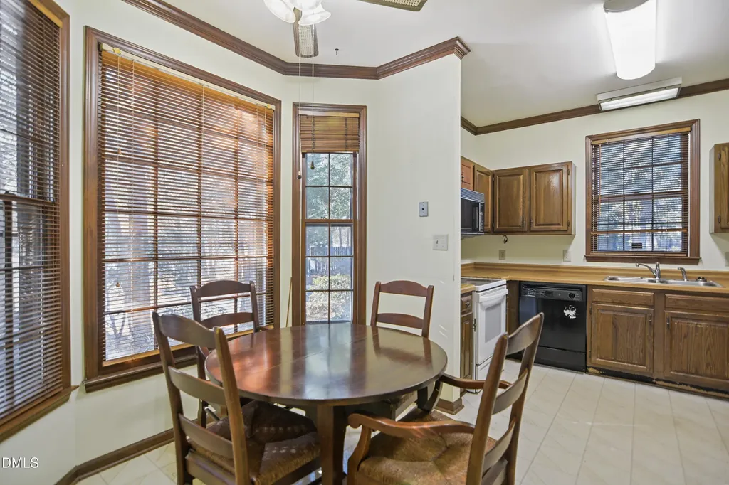 900 Albany Court Raleigh NC 27615