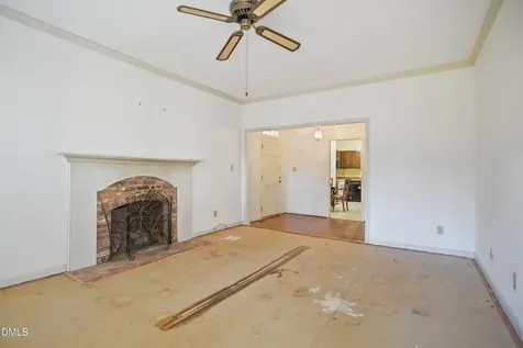 900 Albany Court Raleigh NC 27615