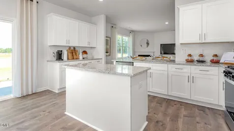 1460 Carisbrooke Drive Mebane NC 27302