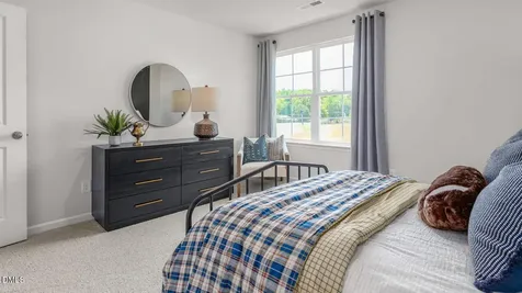 1460 Carisbrooke Drive Mebane NC 27302