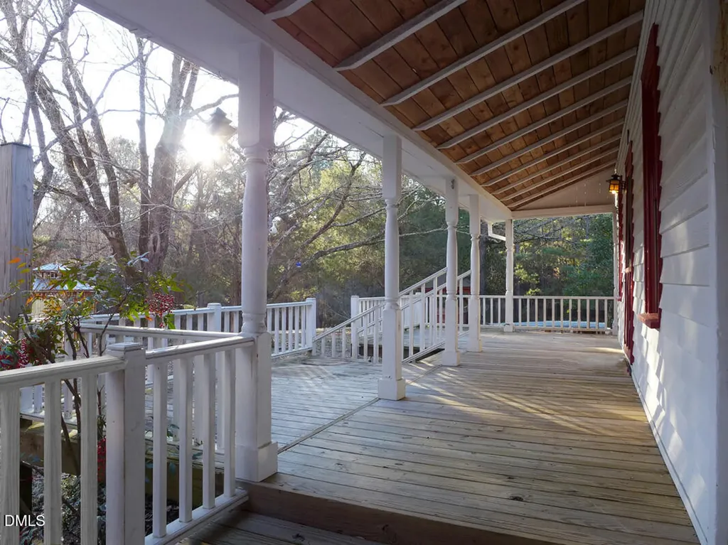 917 Phils Creek Road Chapel Hill NC 27516