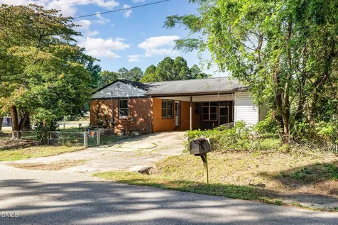 4737 Rosehill Road Fayetteville NC 28311