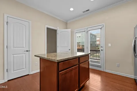 3017 Summerhouse Road Cary NC 27519