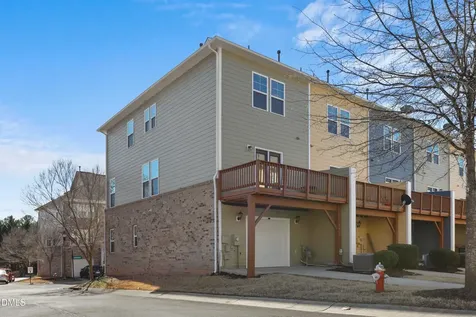 3017 Summerhouse Road Cary NC 27519