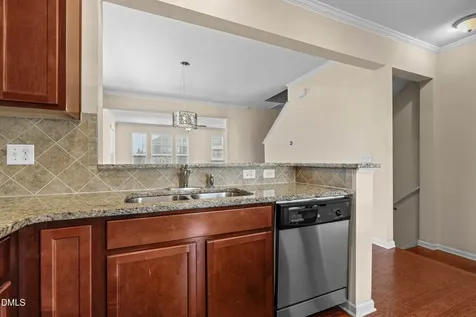 3017 Summerhouse Road Cary NC 27519