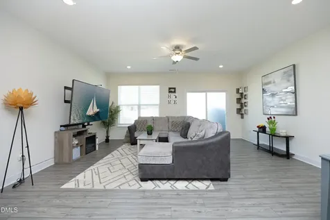 1002 Heartstone Way Durham NC 27713