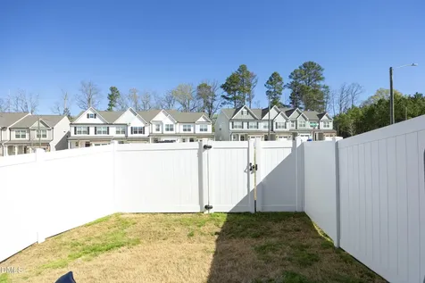 1002 Heartstone Way Durham NC 27713