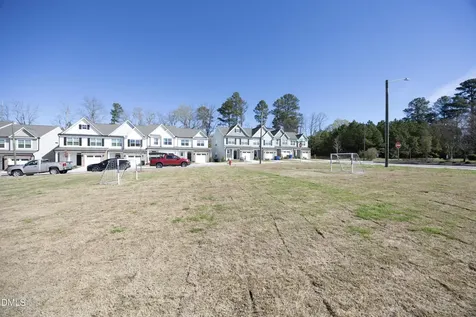1002 Heartstone Way Durham NC 27713