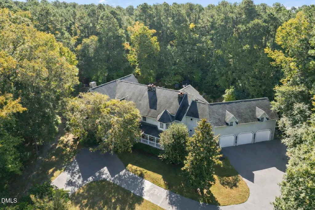 111 Foxridge Road Chapel Hill NC 27514
