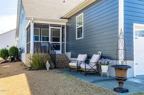 1852 Hammocks Beach Trail Apex NC 27502