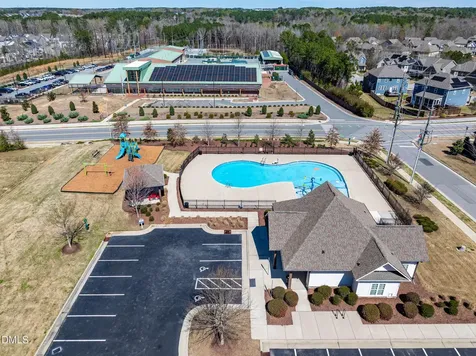 1852 Hammocks Beach Trail Apex NC 27502