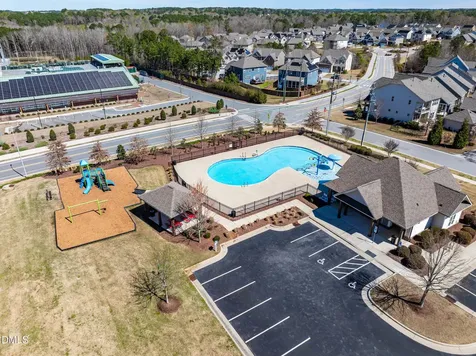 1852 Hammocks Beach Trail Apex NC 27502