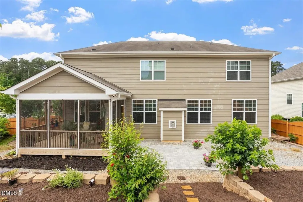 108 Horncliffe Way Holly Springs NC 27540
