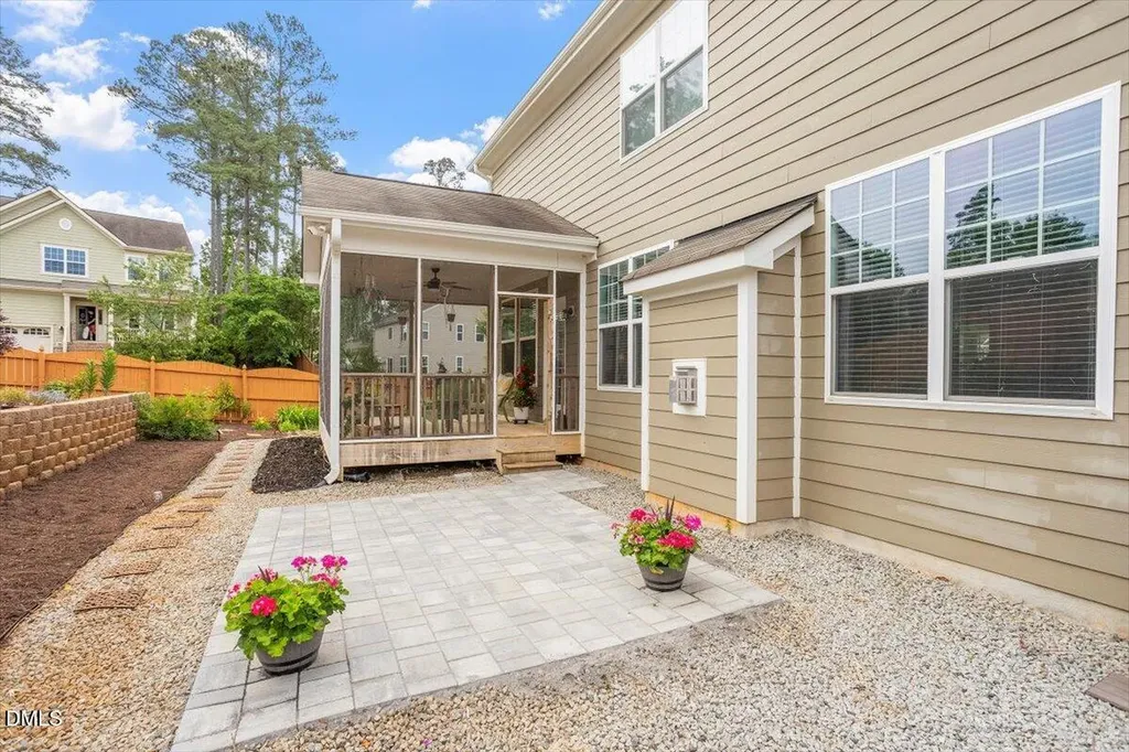 108 Horncliffe Way Holly Springs NC 27540