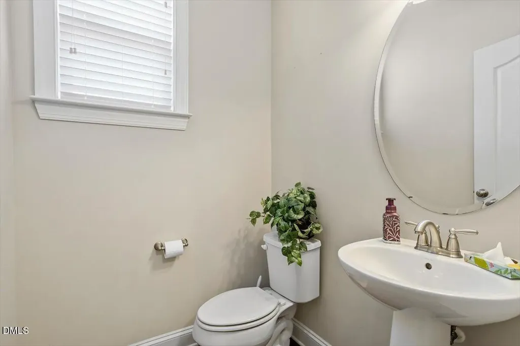108 Horncliffe Way Holly Springs NC 27540